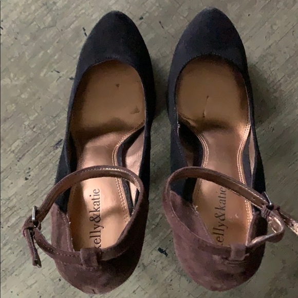 KELLY & katie Cooper Suede Ankle Strap Heels - Picture 4 of 14